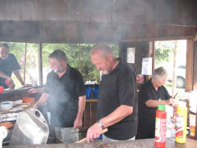 Fr das leibliche Wohl ist gesorgt.